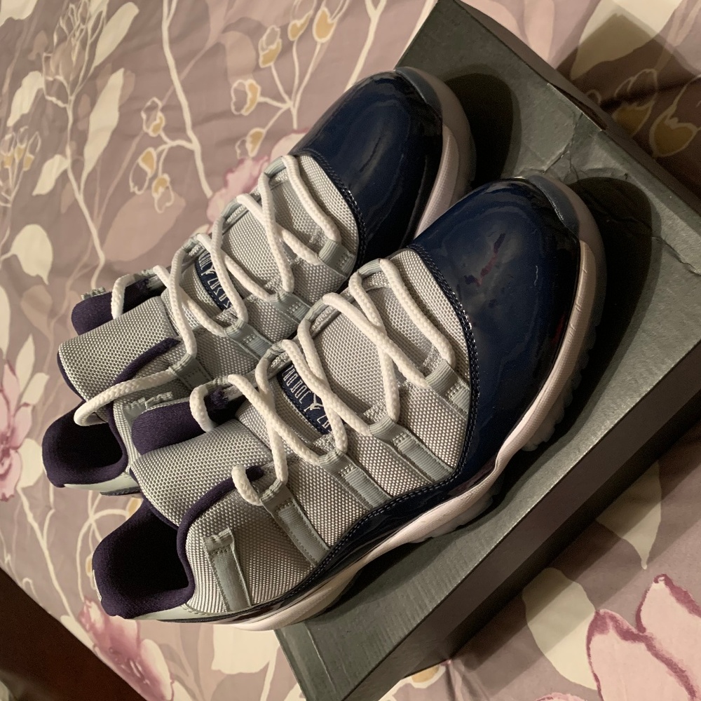 Air Jordan 11 Retro Low